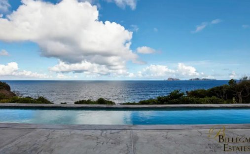 House in L'Ansecoy Bay, Saint Vincent and the Grenadines 1