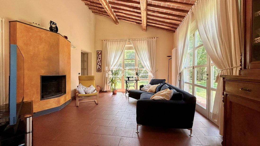 Villa in Verciano, Capannori, Tuscany 4 - 18130124