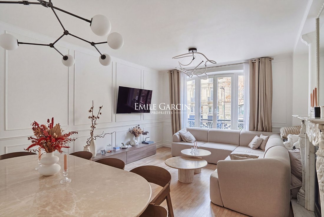 Apartment in Saint Gervais, Paris 4e Arrondissement, Paris 2 - 16843306