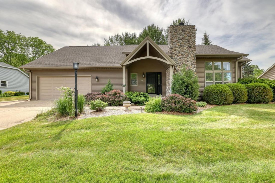 House in Hartland, Wisconsin, United States 2 - 18131977