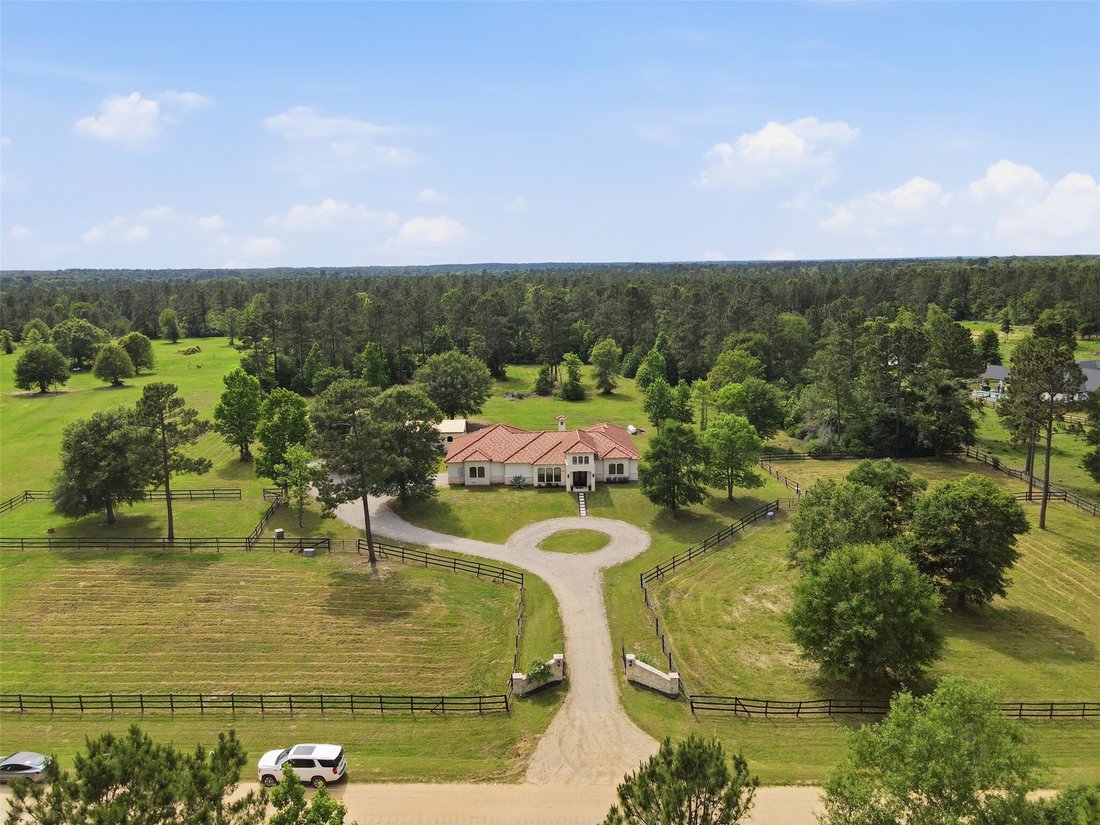 Farm Ranch in Conroe, Texas, United States 3 - 17886588