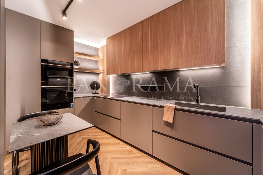 Townhouse in La Quinta, Benahavis, Andalusia 4 - 18130117
