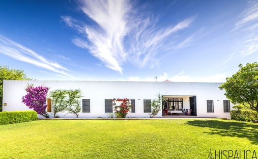 Villa in Cazalla de la Sierra, Andalusia, Spain 1