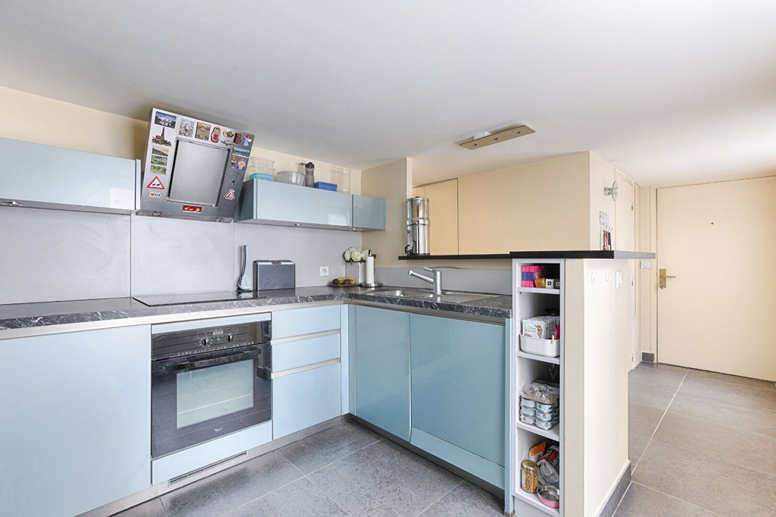 Apartment in Montorgueil-Saint Denis, Paris 2e Arrondissement, Paris 5 - 18130533