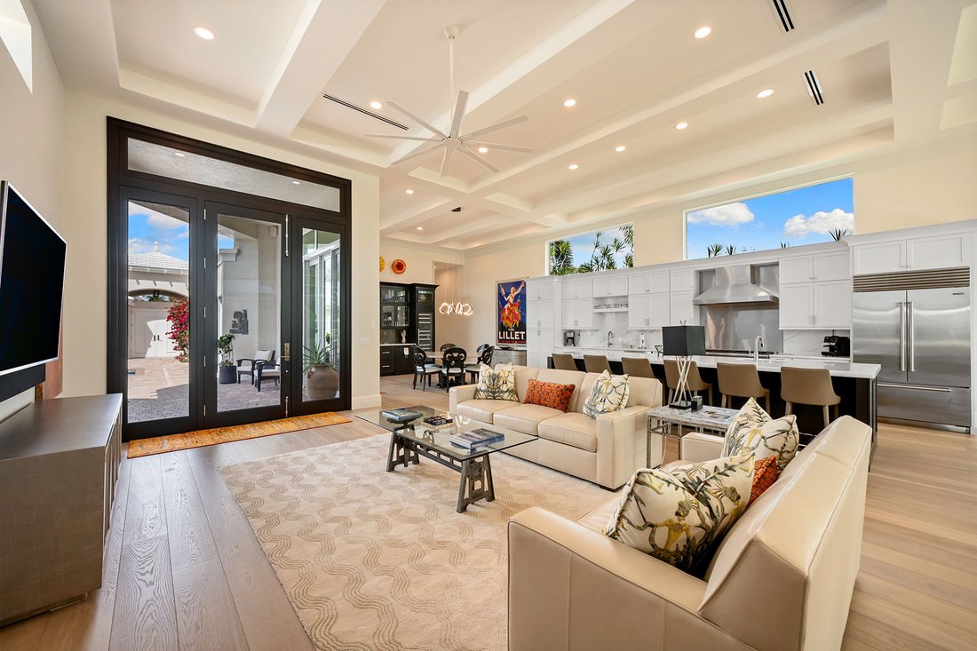 Naples, Florida, United States 2 - 17372456