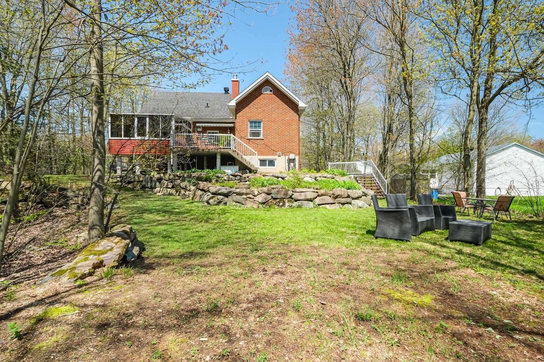 House in Granby, Quebec, Canada 2 - 18133329