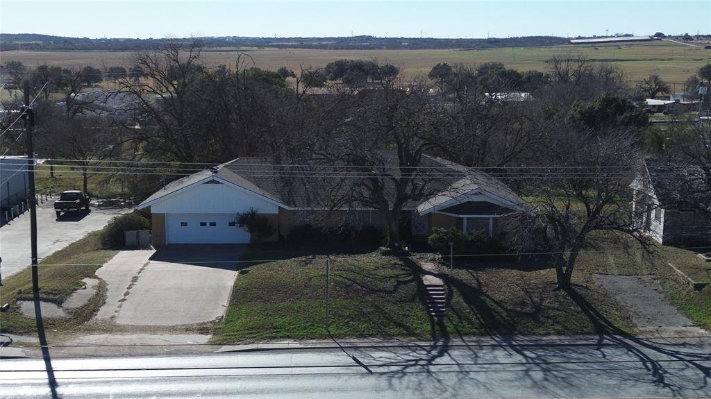 House in Comanche, Texas, United States 2 - 18132651