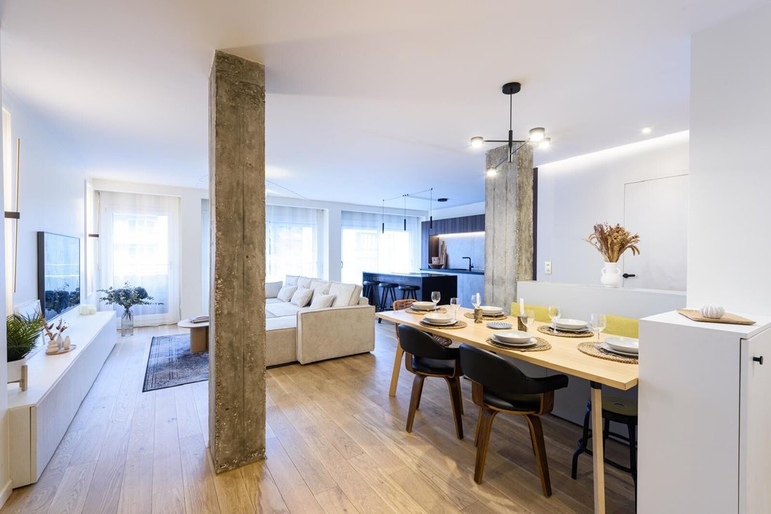 Apartment in Pavé des Gardes, Chaville, France 3 - 18128041
