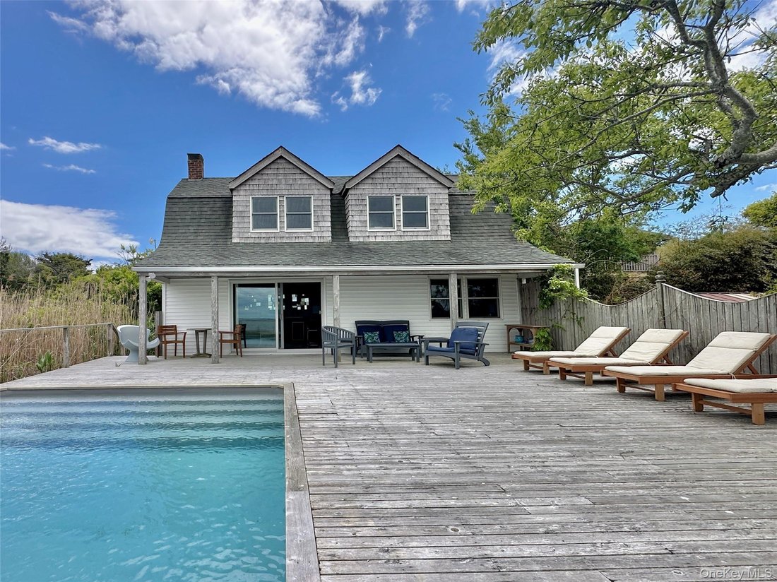 House in Yaphank, New York, United States 1 - 18131687