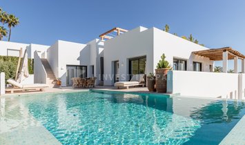 Villa in Moraira, Teulada, Valencian Community 2