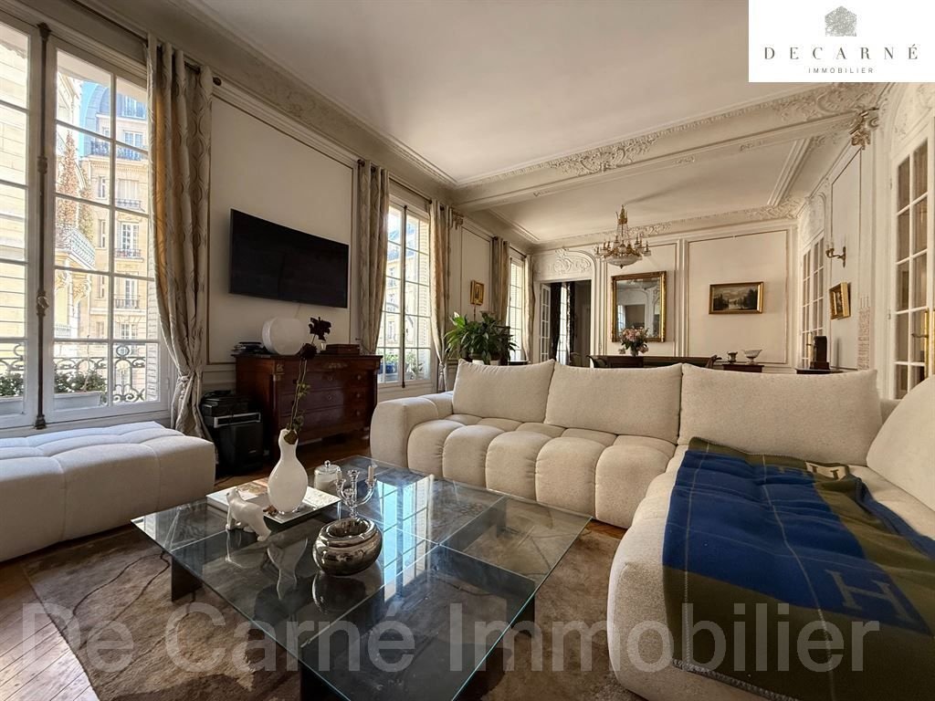 Apartment in Palais Royal, Paris 1er Arrondissement, Paris 1 - 18132314