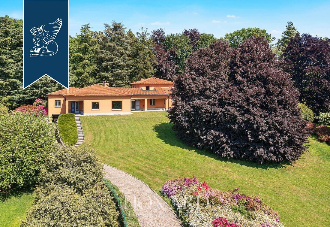 Villa in Tavernerio, Lombardy, Italy 5 - 18132829