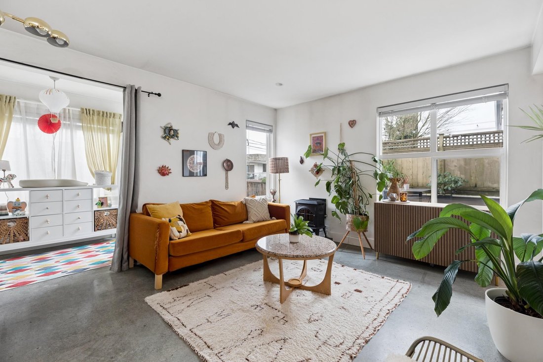 Condo in Vancouver, British Columbia, Canada 3 - 18133320