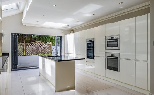 House in Walham Green, Hammersmith and Fulham, England 1