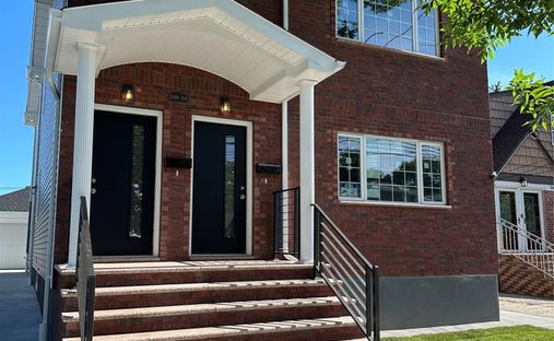 House in New York, New York, United States 1