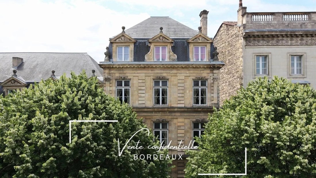 House in Grand Parc-Chartrons-Paul Doumer, Bordeaux, France 2 - 16757225