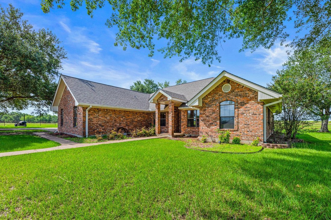 House in Thorndale, Texas, United States 2 - 18128452