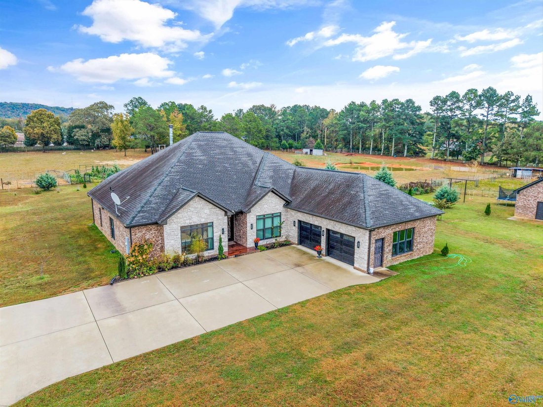 House in Harvest, Alabama, United States 1 - 18131755
