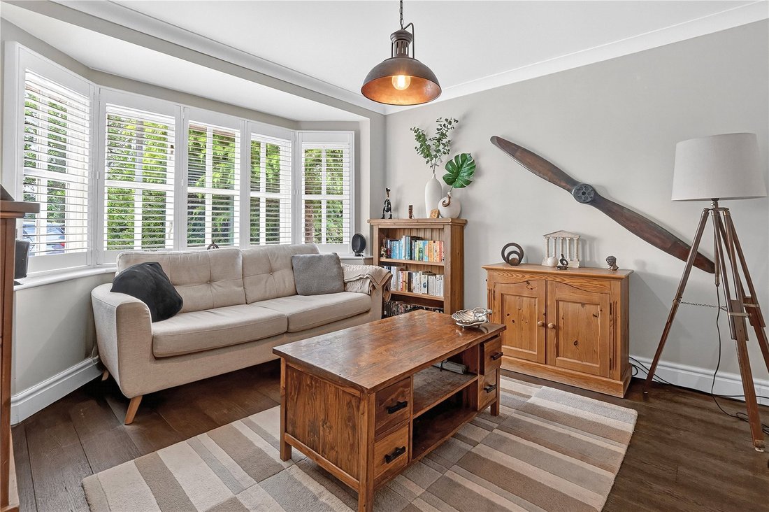 House in Bisley, Surrey Heath, England 3 - 18127564