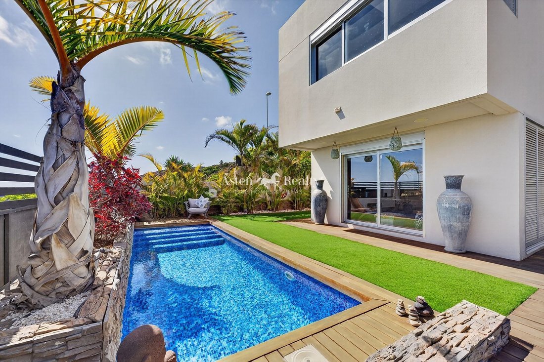 Villa in Arona, Canary Islands, Spain 2 - 18130153