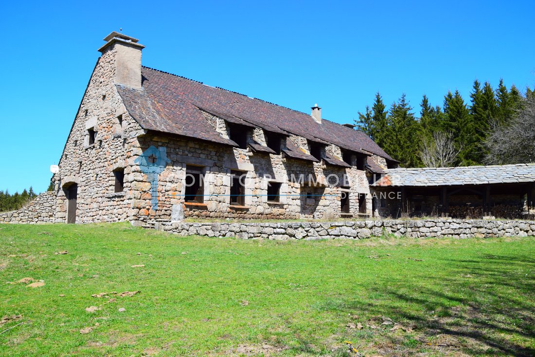 Château à Coucouron, Auvergne-Rhône-Alpes, France 1 - 18133361