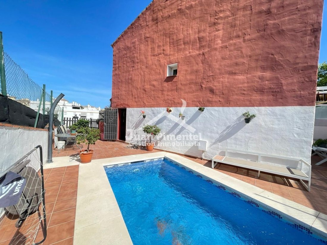 Townhouse in Estepona, Andalusia, Spain 2 - 18127573