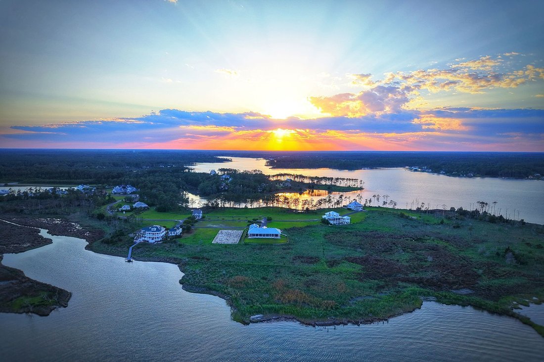 Oriental, North Carolina, United States 3 - 17851051