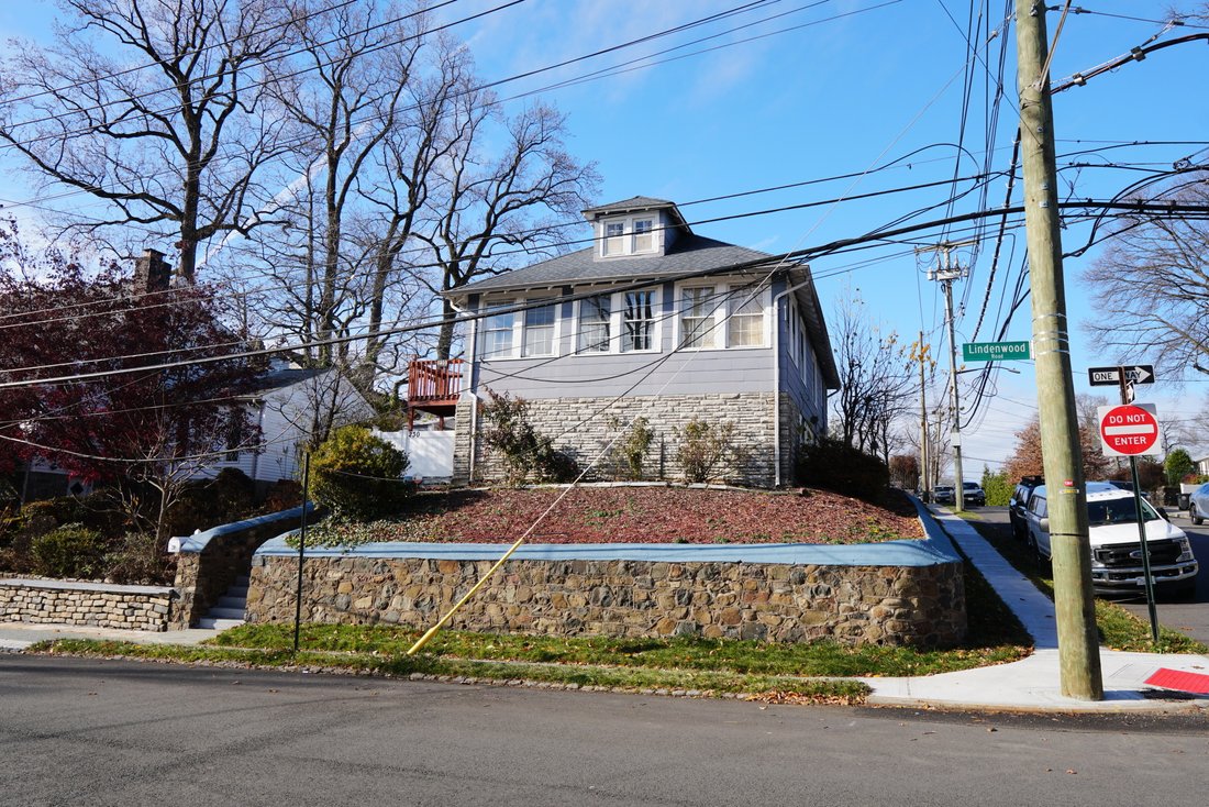 House in New York, New York, United States 1 - 18130288