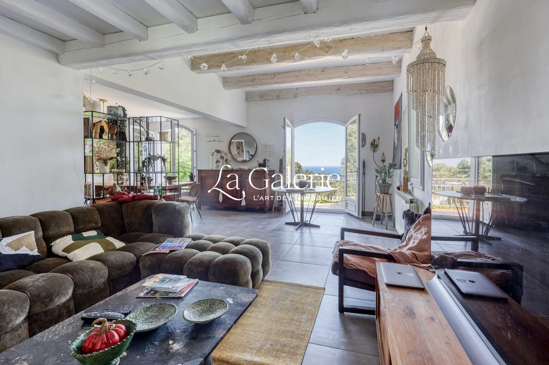 Villa in Centre Ville, Carqueiranne, France 4 - 18138978