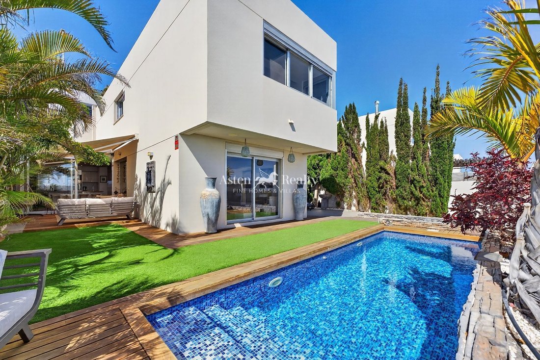 Villa in Arona, Canary Islands, Spain 1 - 18130153