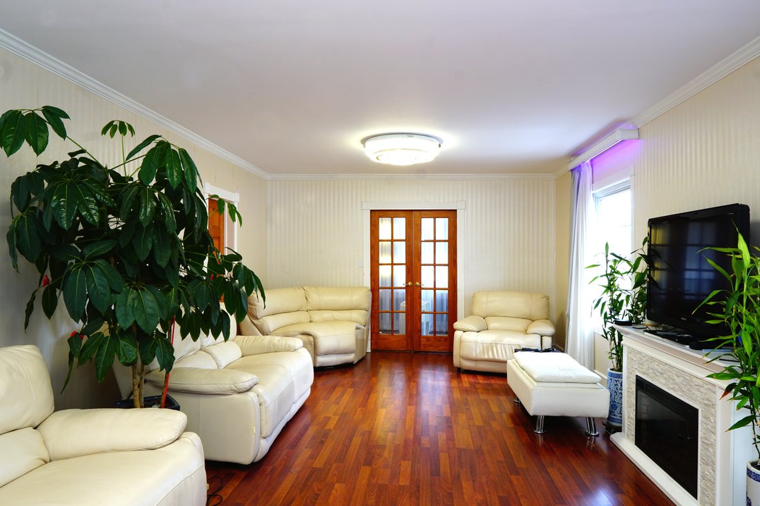 House in New York, New York, United States 3 - 18130288