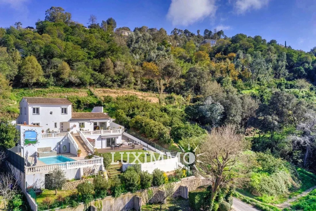 Villa in La Maure-Super Cannes, Vallauris, France 1 - 13769198