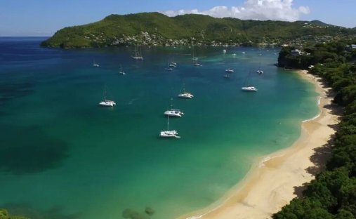 Land in Belmont, St. George, Saint Vincent and the Grenadines 1