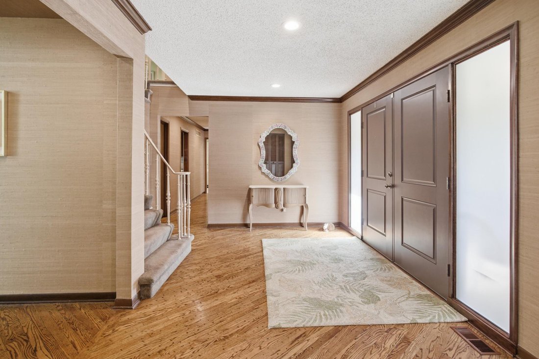 House in Orchard Lake Village, Michigan, United States 4 - 18131002