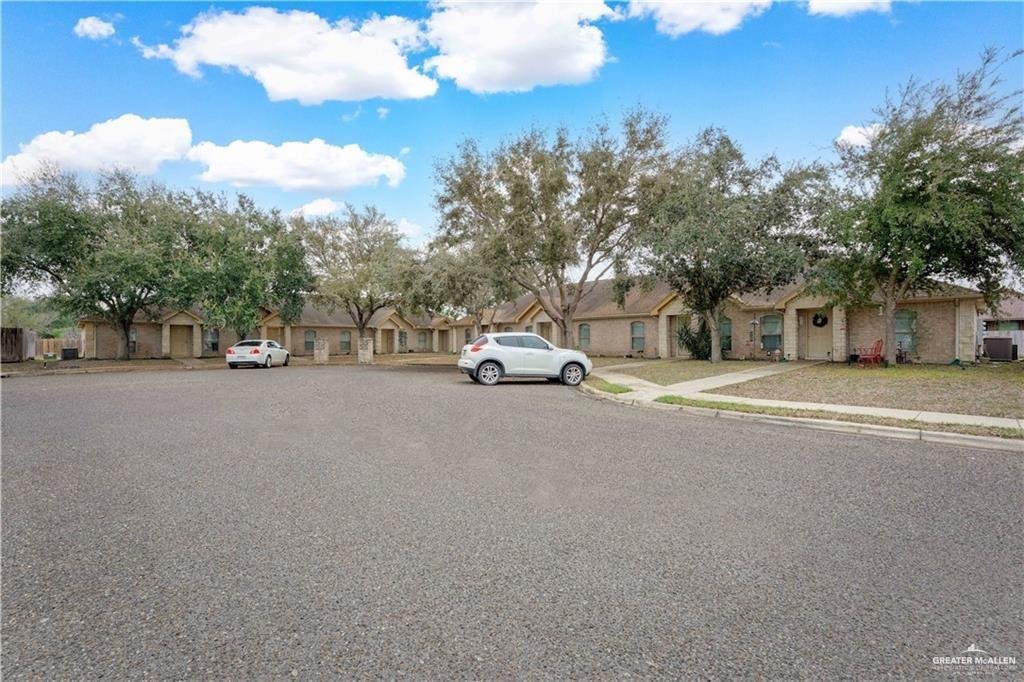 Edinburg, Texas, United States 2 - 18131308