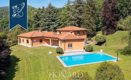 Villa in Tavernerio, Lombardy, Italy 1