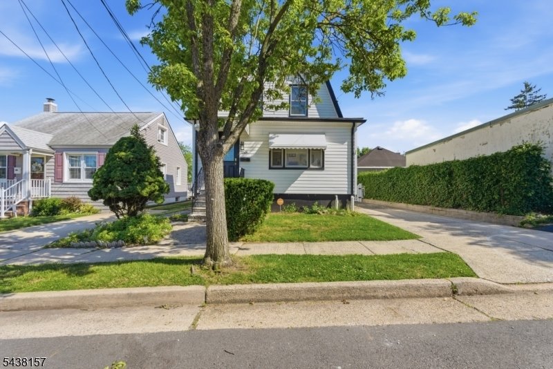 House in Woodbridge Township, New Jersey, United States 2 - 18129755