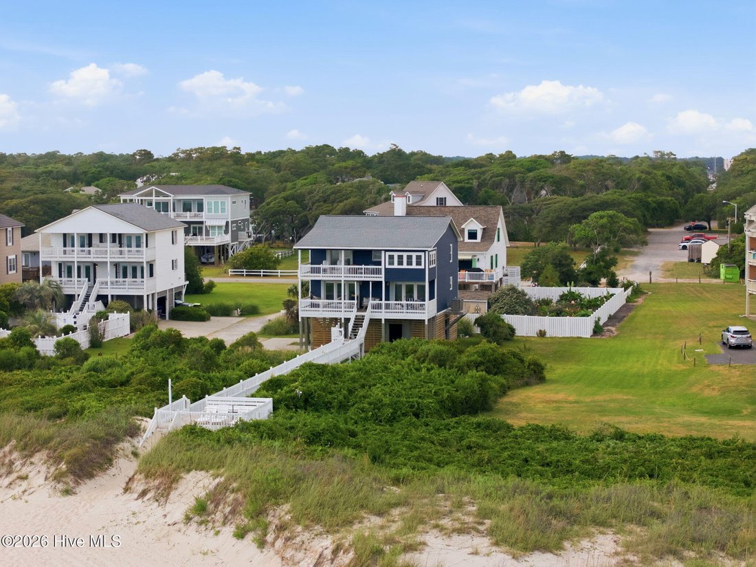 House in Oak Island, North Carolina, United States 1 - 18127959