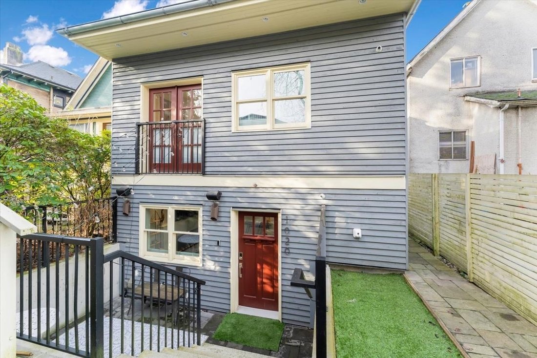 Apartment in Vancouver, British Columbia, Canada 2 - 18133319