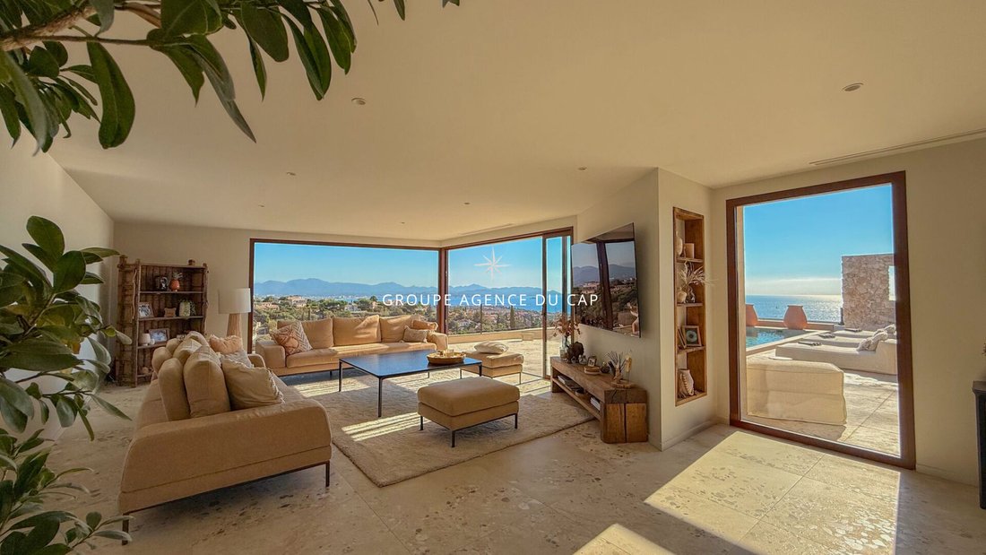 Villa in Les Issambres, Roquebrune-sur-Argens, France 5 - 18130549