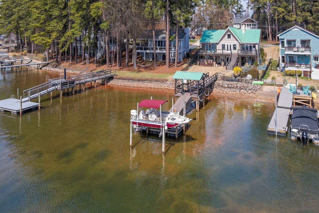 House in Cornelius, North Carolina, United States 2 - 17395423