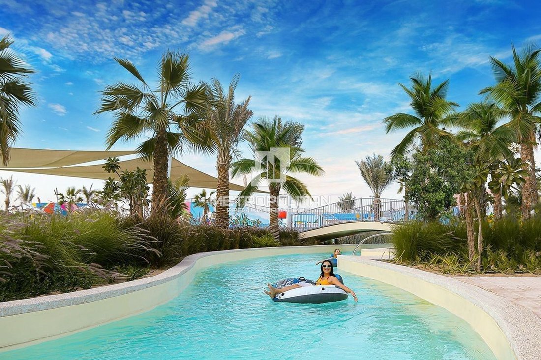 Villa in Damac Hills 2, Dubai, United Arab Emirates 2 - 18130375