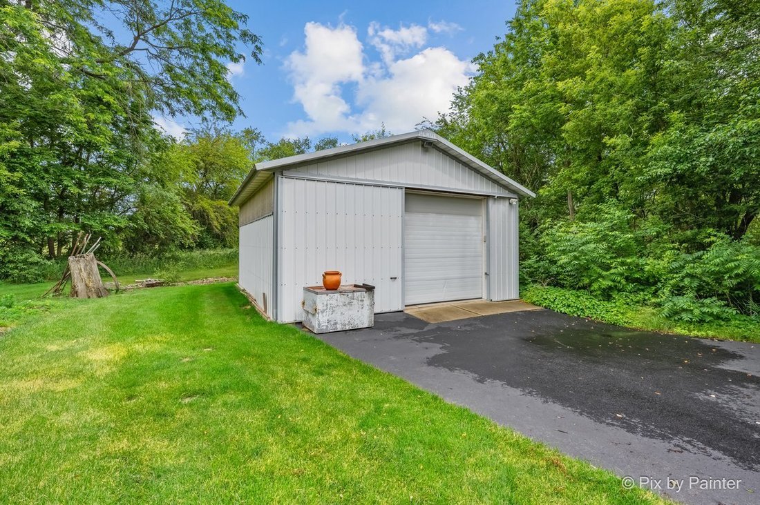 House in Fox Lake, Illinois, United States 3 - 18132690