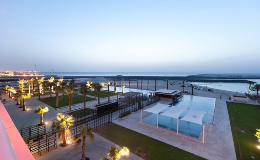 Apartment in Al Rigga, Dubai, United Arab Emirates 1