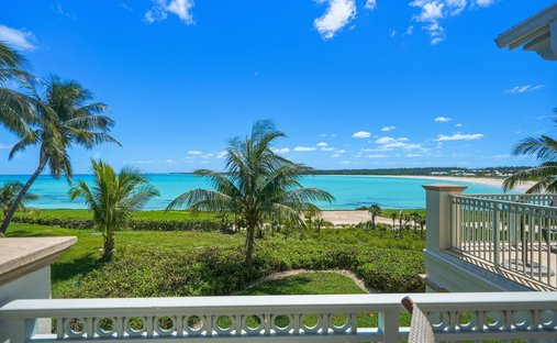 Villa in Rokers Point Settlement, Exuma, The Bahamas 1