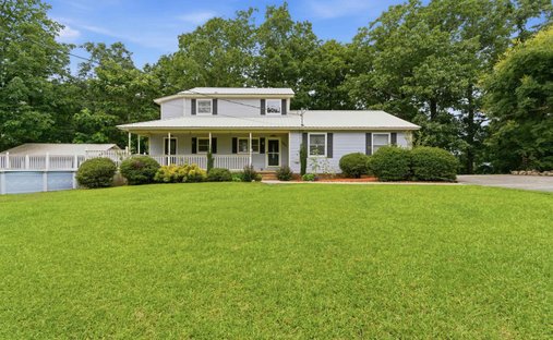 House in Laceys Spring, Alabama, United States 1
