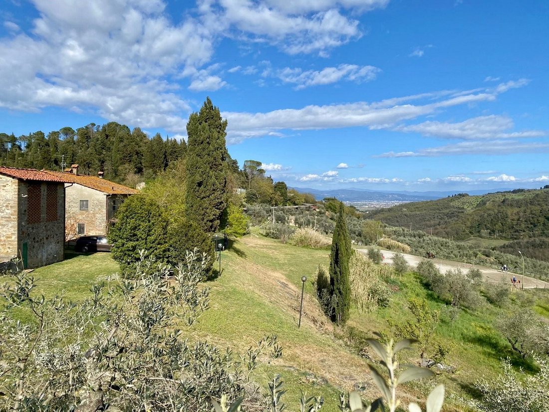 Country House in Center - La Rocca, Comeana, Tuscany 2 - 18127698