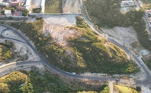 Land in Manta, Manabí, Ecuador 1