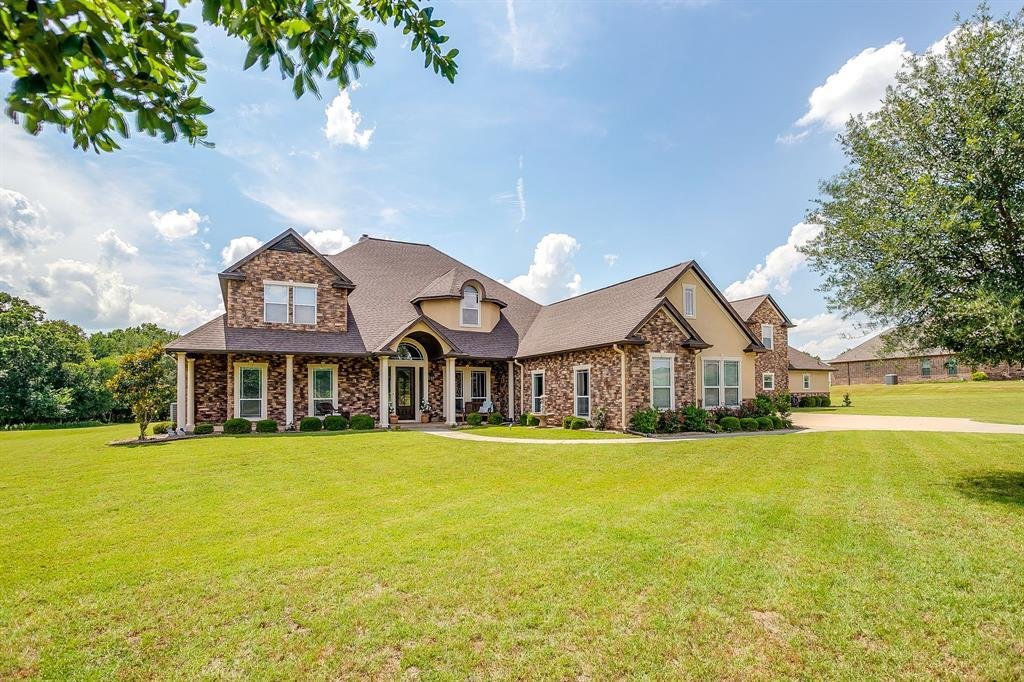 House in Azle, Texas, United States 1 - 18132608