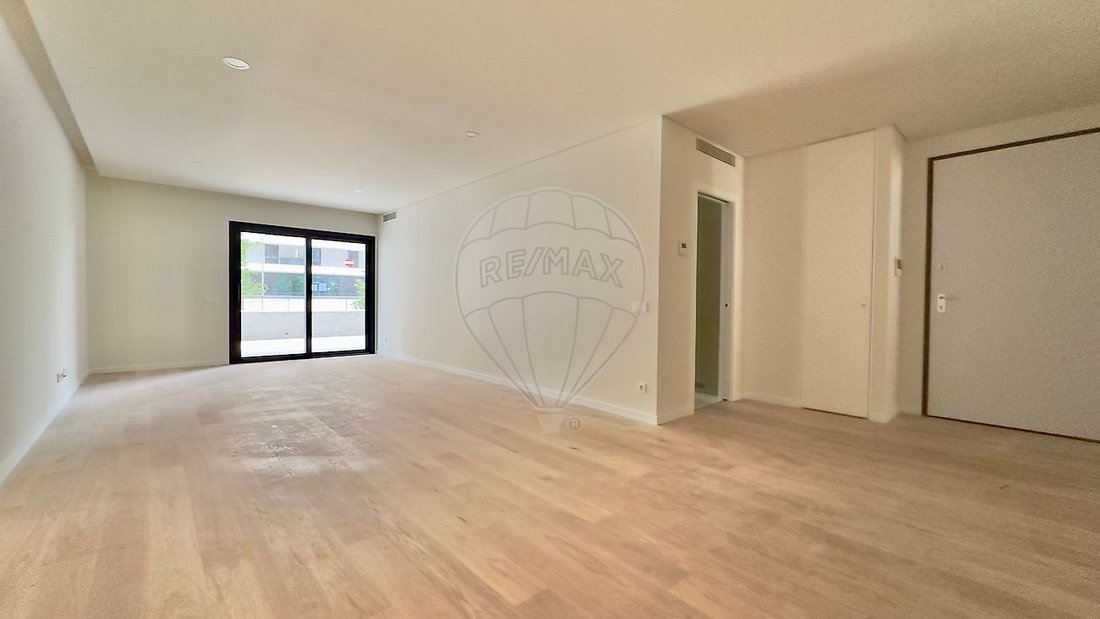 Apartment in Alges, Linda-a-Velha e Cruz Quebrada-Dafundo, Lisbon, Portugal 3 - 18128837